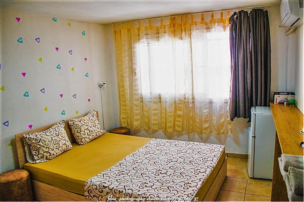 Happy Travellers Apartment Tesalonika Bagian luar foto