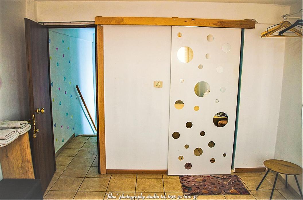 Happy Travellers Apartment Tesalonika Bagian luar foto