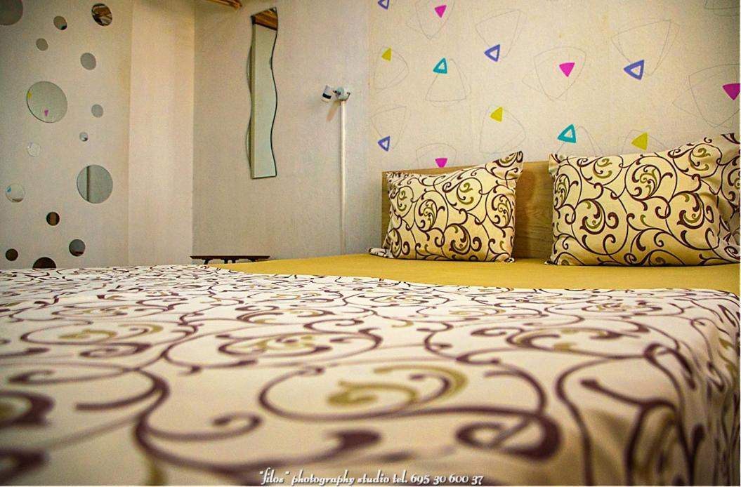 Happy Travellers Apartment Tesalonika Bagian luar foto